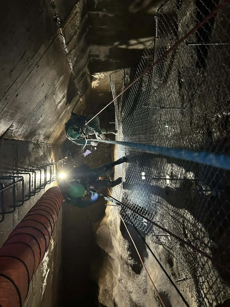 Confined space service Overhead workshop