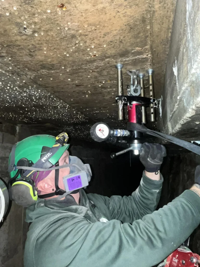 Confined space service Overhead workshop